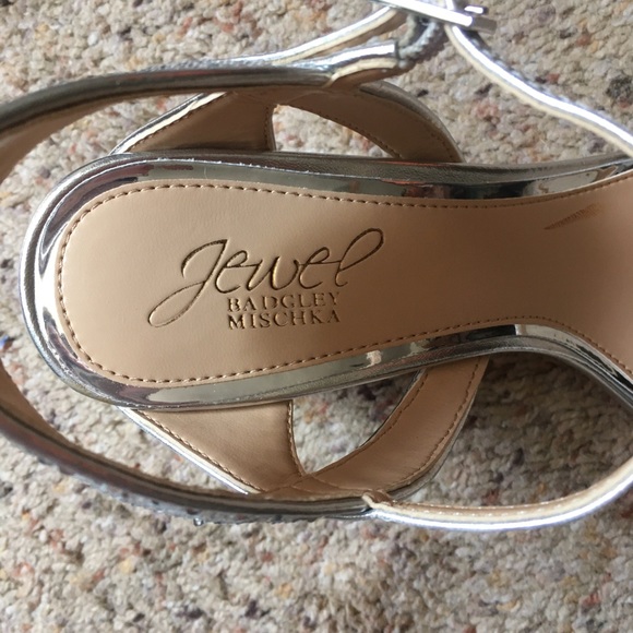 NWOT Badgley Mischka Jewel silver sequin strappy chunky heel dress sandals - Picture 5 of 8